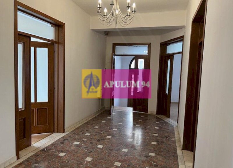 Apartament 4 camere in vila- Gara de Nord.