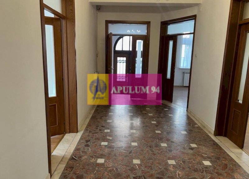 Apartament 4 camere in vila- Gara de Nord.