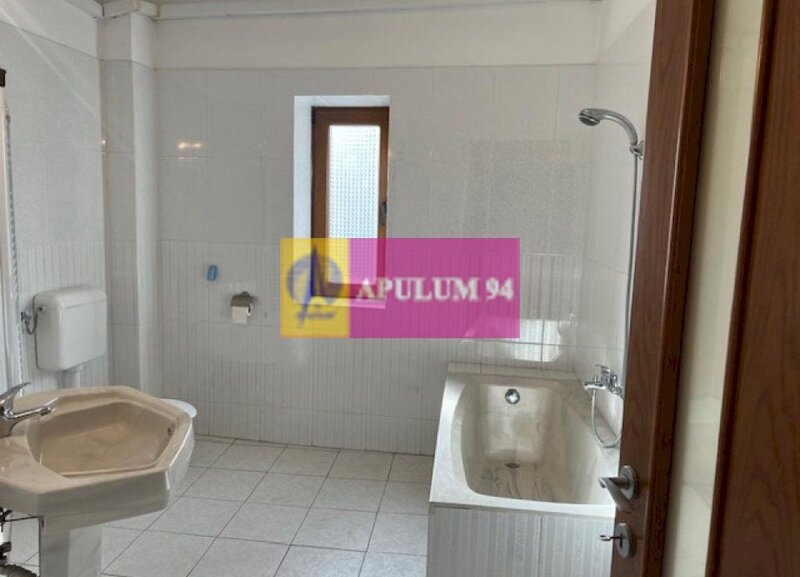 Apartament 4 camere in vila- Gara de Nord.