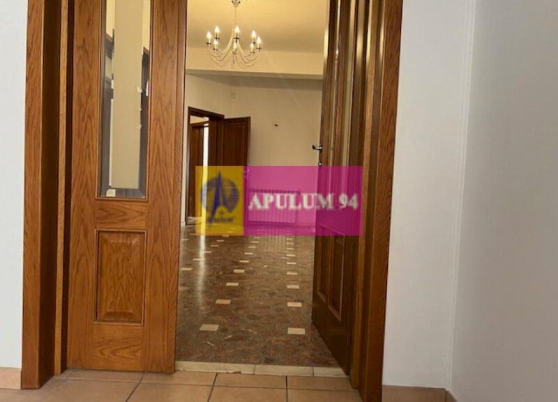 Apartament 4 camere in vila- Gara de Nord.